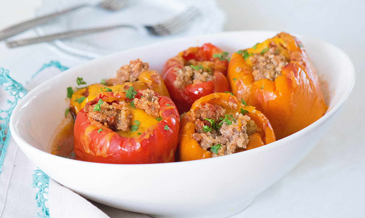 Slow Cooker Bell Peppers with Quinoa